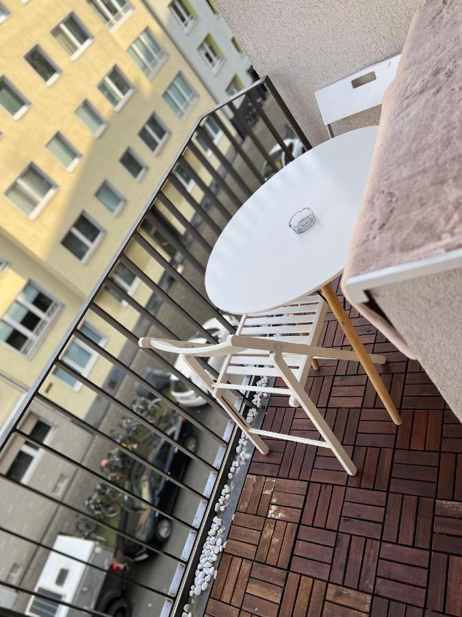 Koelner City Stillvolle Apartment Εξωτερικό φωτογραφία